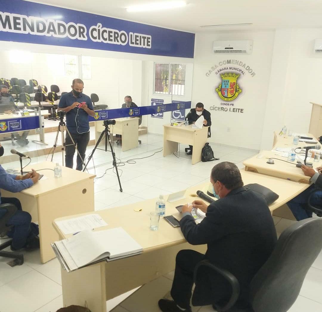 Vereadores de Conde votam a favor da realização de cultos e missas na cidade