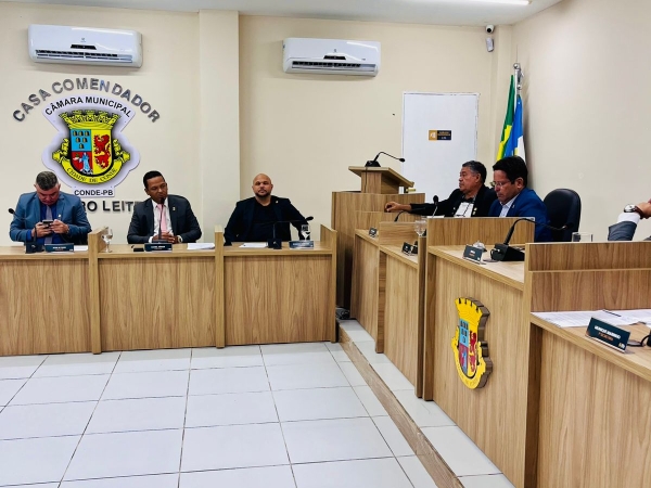 Vereadores de Conde solicitam melhorias em praças, campos e iluminação pública nas comunidades nesta segunda-feira (20) 