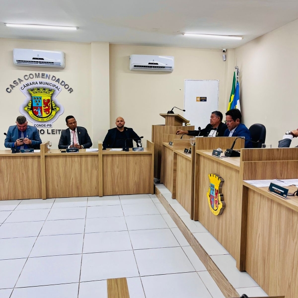 Vereadores de Conde solicitam melhorias em praças, campos e iluminação pública nas comunidades nesta segunda-feira (20) 