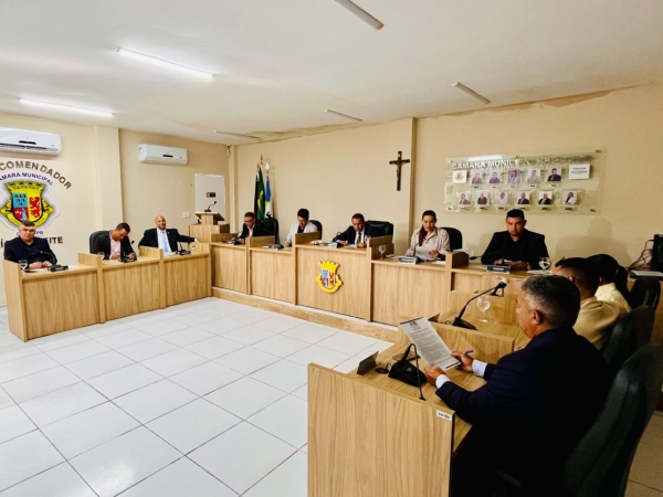 Projetos nas áreas da educação, inclusão e assistência social são aprovados pelos vereadores de Conde 