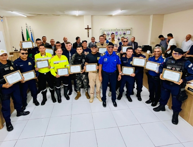 Sessão na Câmara de Conde realiza entrega de homenagens e aprovação de novo título de cidadão 