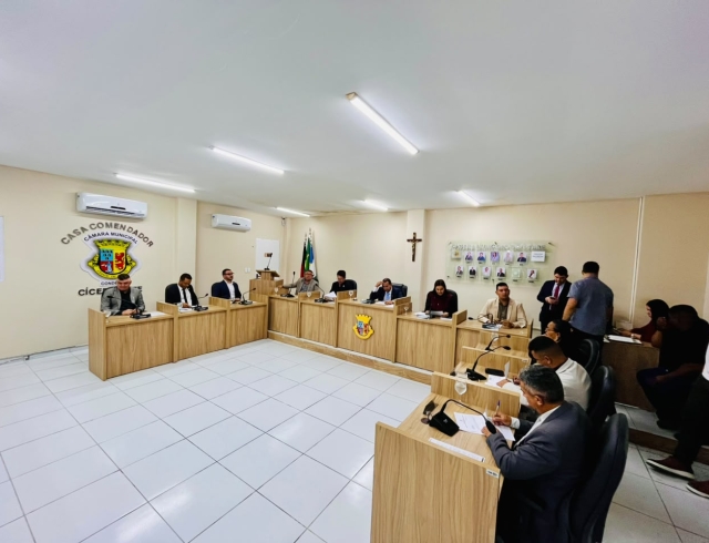 Vereadores de Conde solicitam operação tapa-buraco em ruas do município