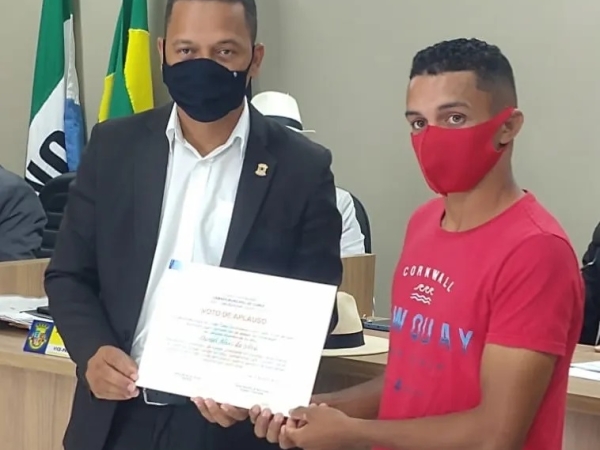 Campeão Brasileiro de Jiu-Jitsu recebe Voto de Aplauso de Vereadores da Cidade de Conde